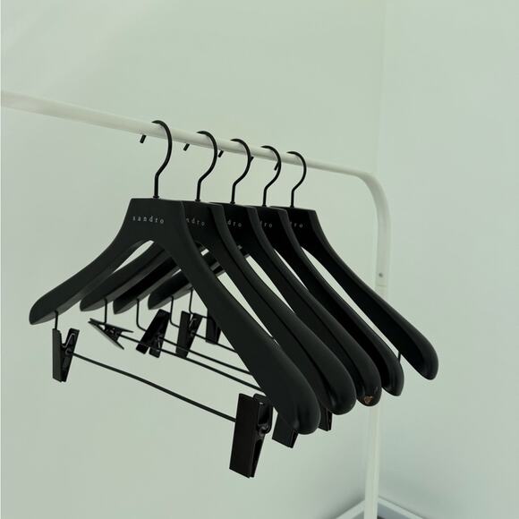 Sandro Paris Black Wooden Bottom Hangers Set of 5 - Picture 1 of 5